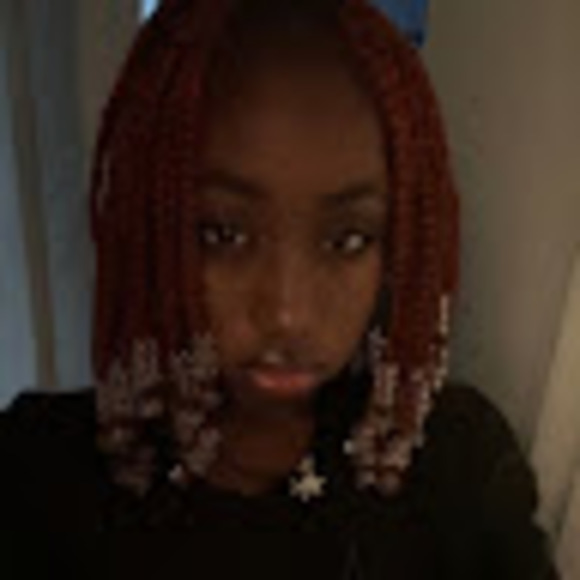 Meet your Posher, Kelsey - Picture 1 of 1